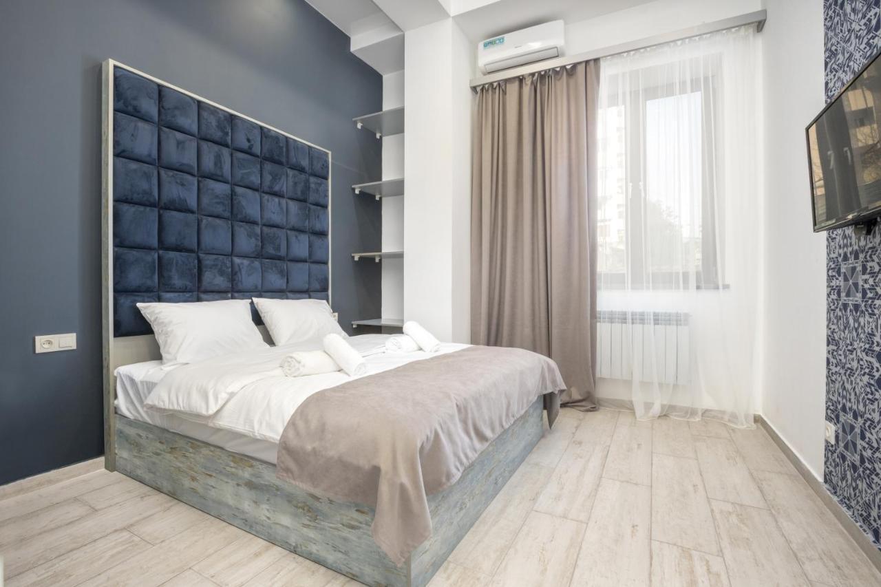 Hotel Armeni Erévan Extérieur photo