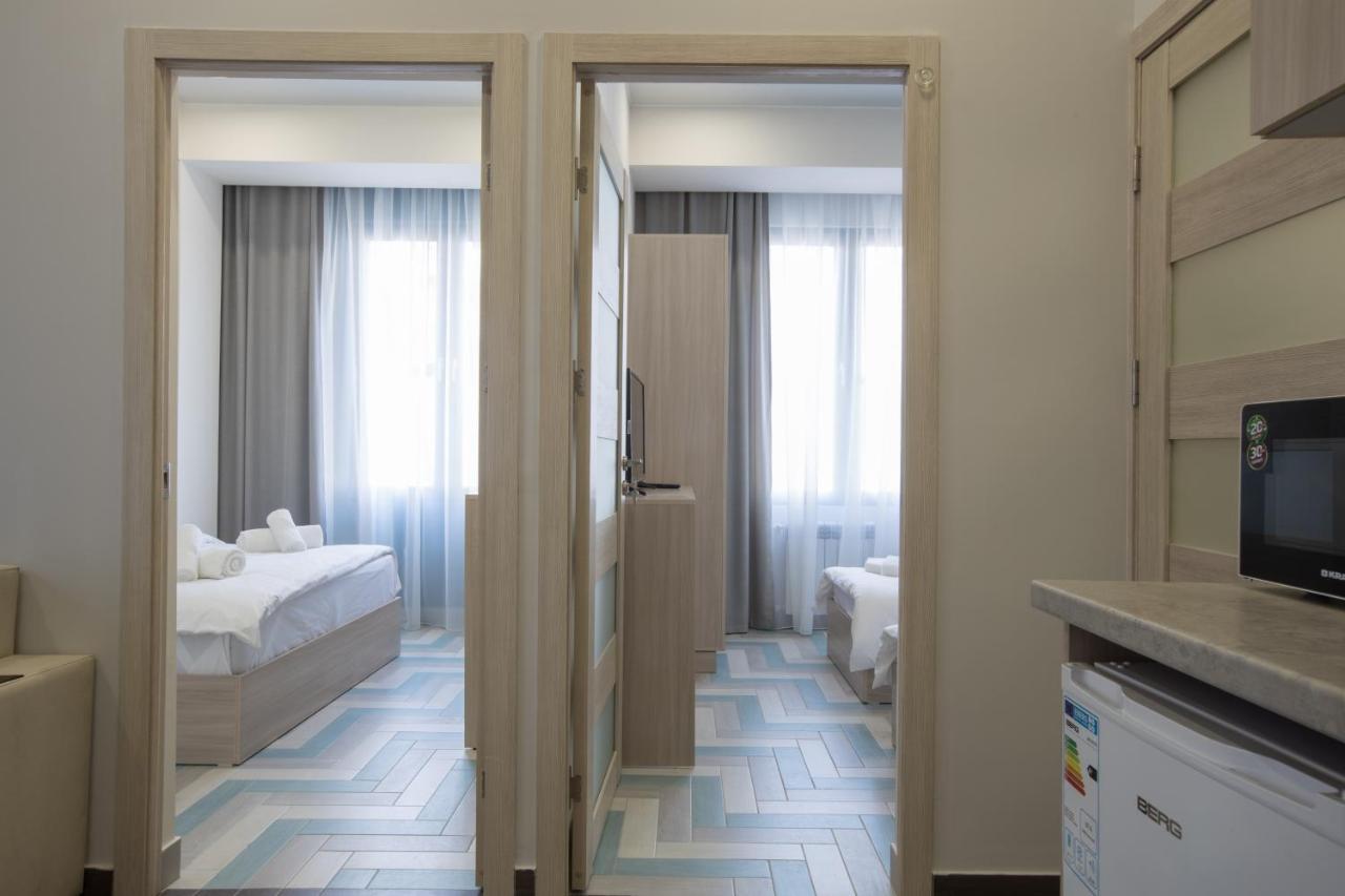 Hotel Armeni Erévan Extérieur photo