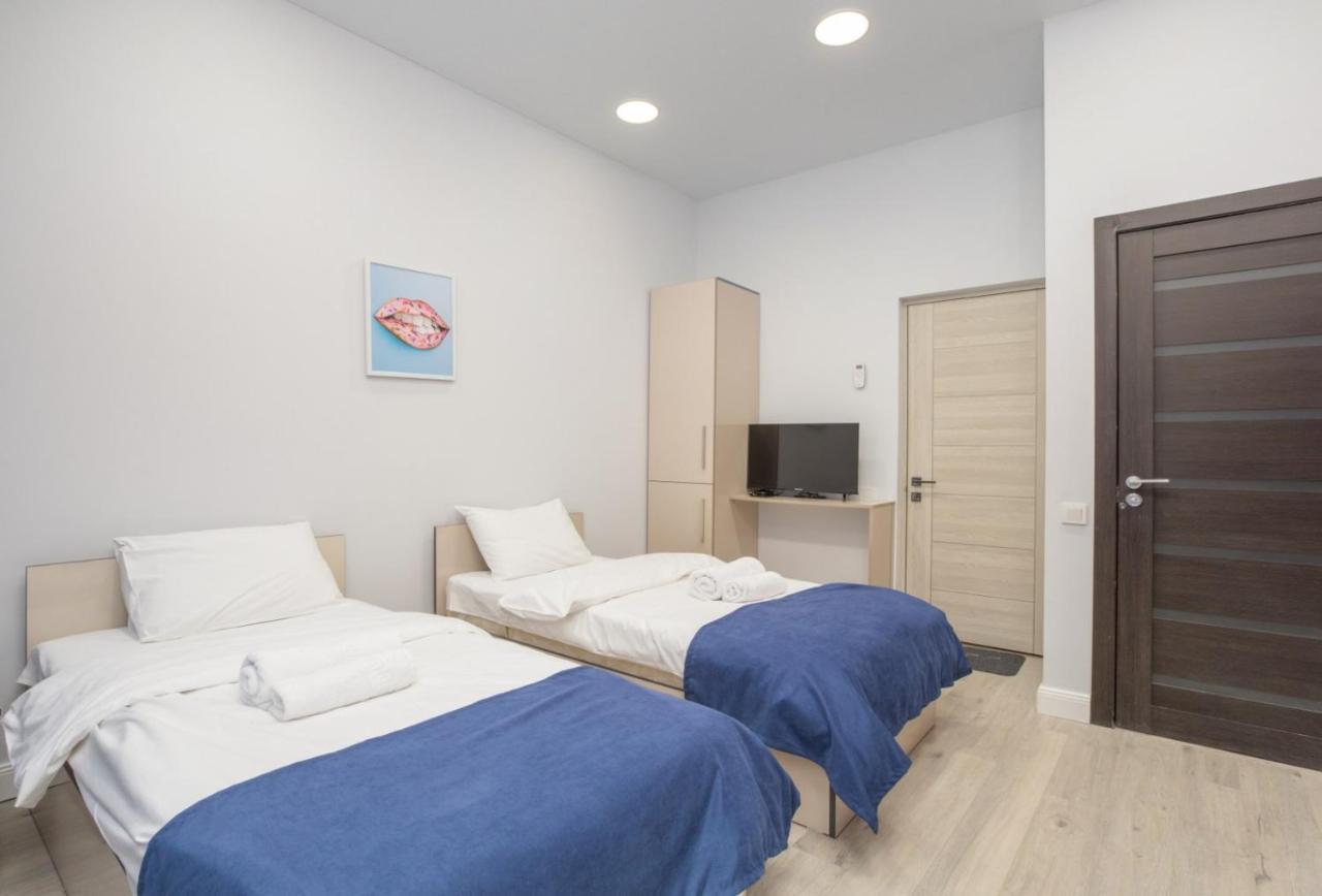 Hotel Armeni Erévan Extérieur photo